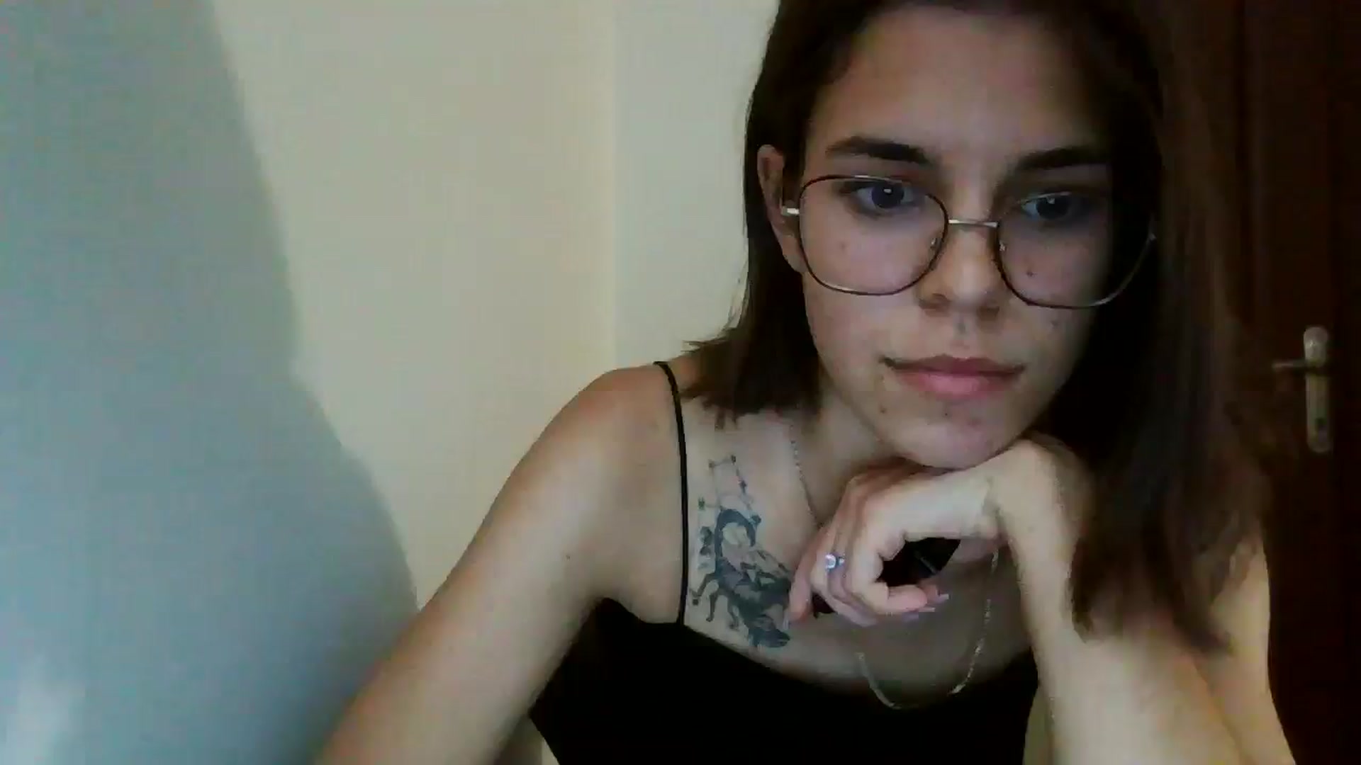 Gallery image thumbnail from EmilyWills's myfreecams stream on, 11/03/2025, 15:37 image 11 of 20