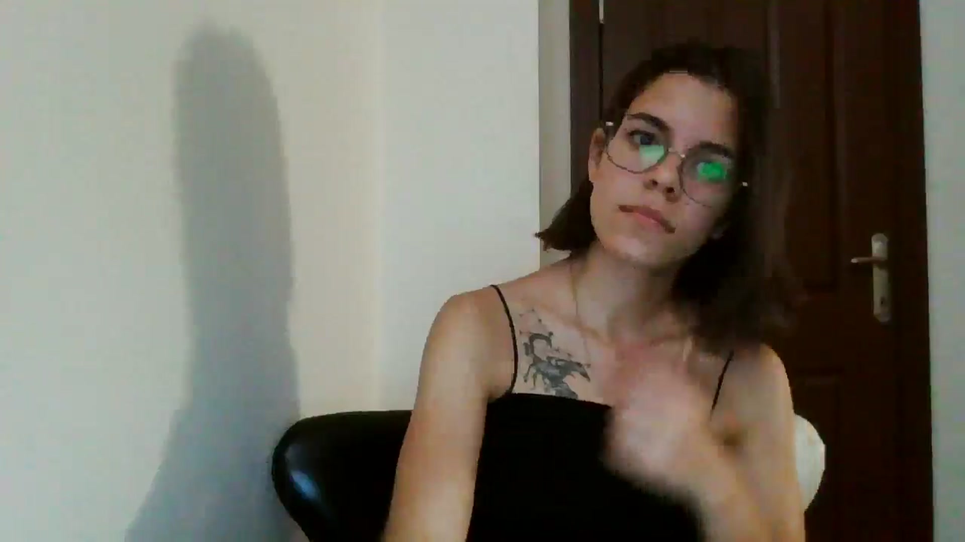 Gallery image thumbnail from EmilyWills's myfreecams stream on, 11/03/2025, 15:37 image 2 of 20