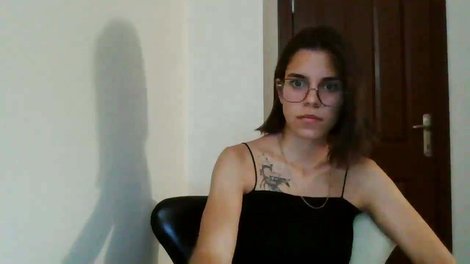 Gallery image thumbnail from EmilyWills's myfreecams stream on, 11/03/2025, 15:37 image 9 of 20