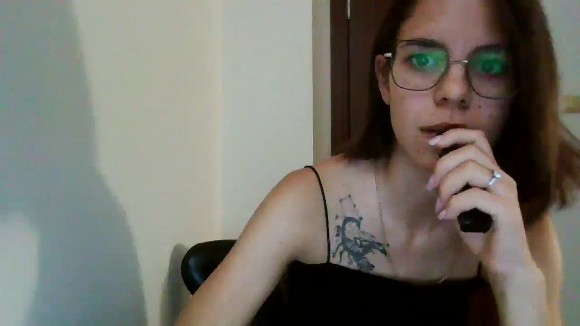 Gallery image thumbnail from EmilyWills's myfreecams stream on, 11/03/2025, 15:37 image 16 of 20