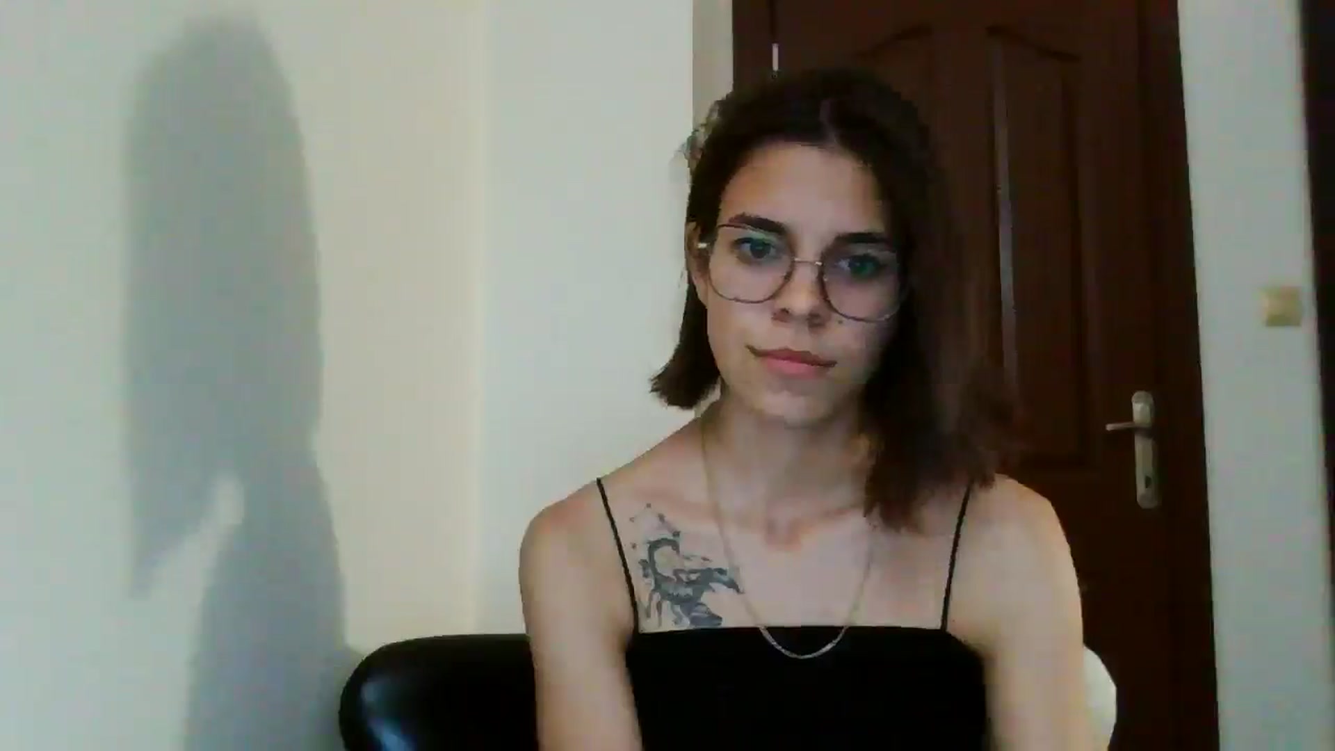 Gallery image thumbnail from EmilyWills's myfreecams stream on, 11/03/2025, 16:37 image 11 of 20