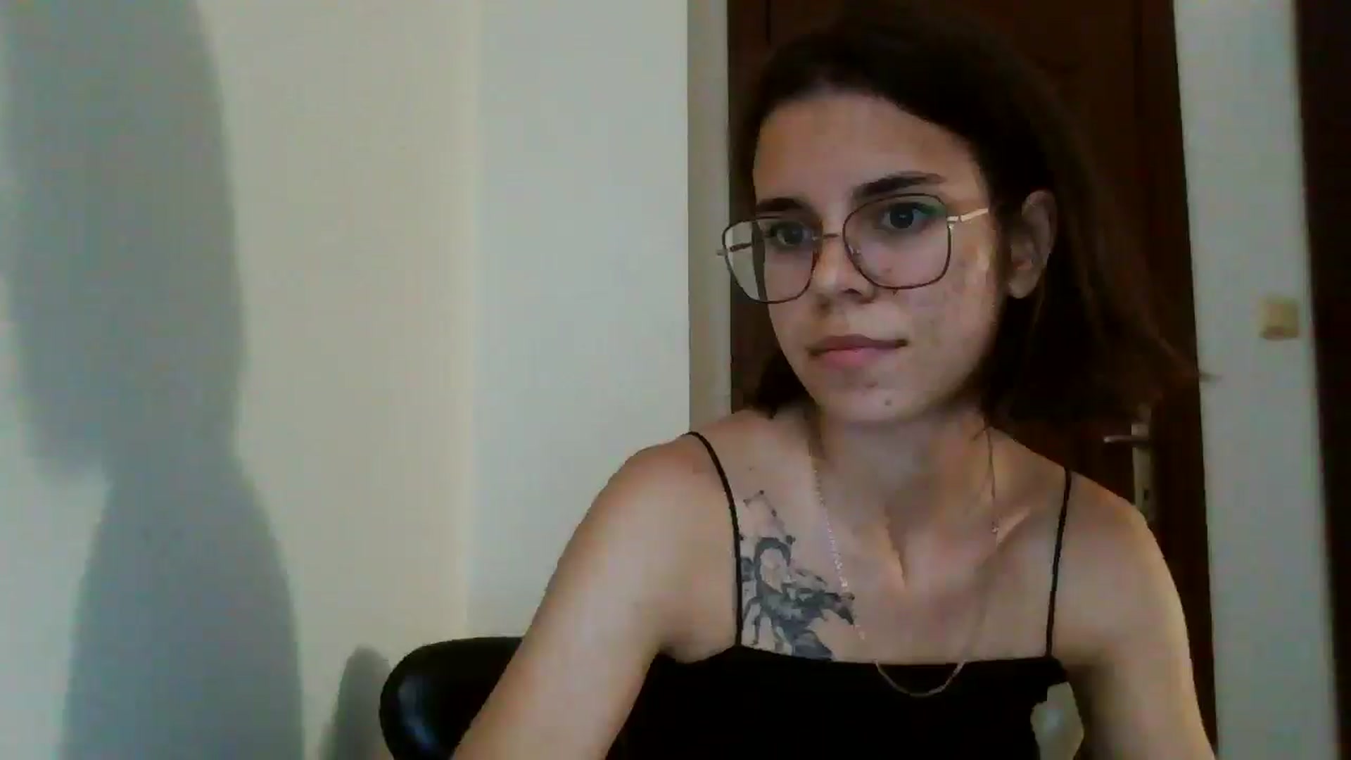 Gallery image thumbnail from EmilyWills's myfreecams stream on, 11/03/2025, 16:37 image 18 of 20