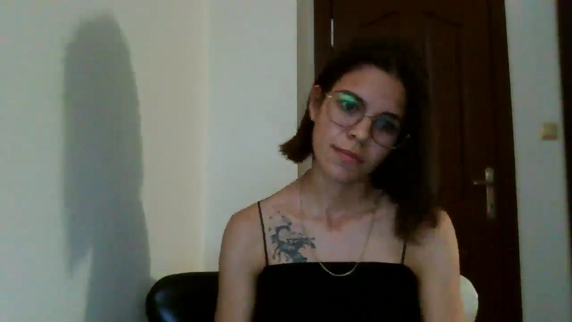 Gallery image thumbnail from EmilyWills's myfreecams stream on, 11/03/2025, 16:37 image 10 of 20