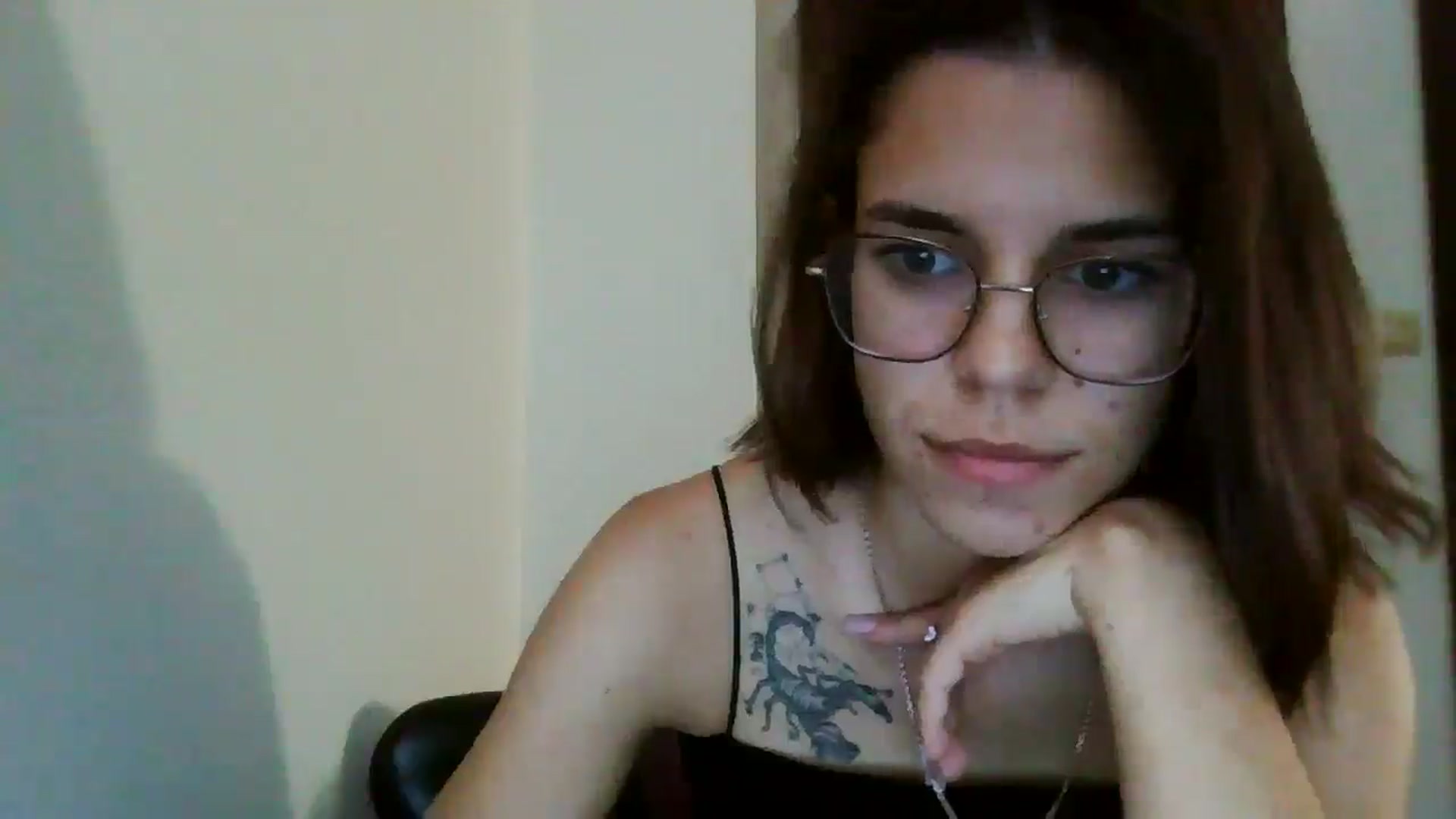 Gallery image thumbnail from EmilyWills's myfreecams stream on, 11/03/2025, 16:37 image 3 of 20