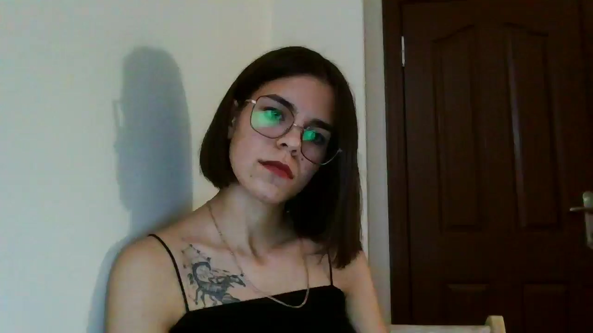 Gallery image thumbnail from EmilyWills's myfreecams stream on, 11/03/2025, 21:27 image 4 of 20