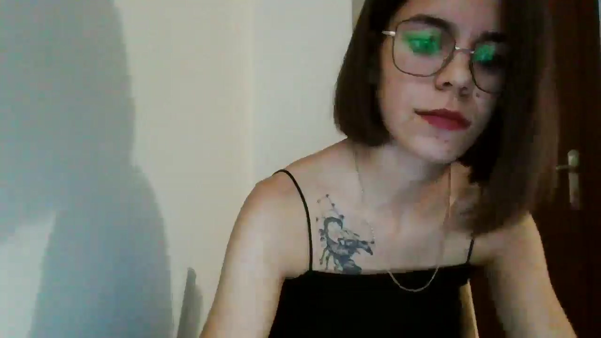 Gallery image thumbnail from EmilyWills's myfreecams stream on, 11/03/2025, 21:27 image 13 of 20