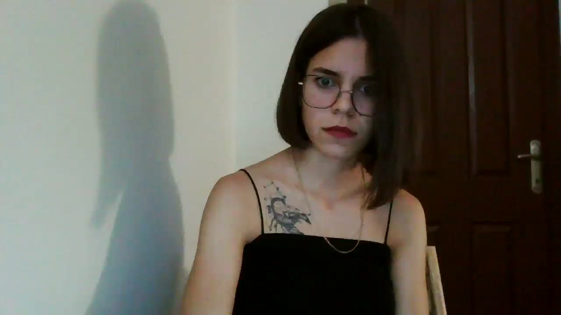 Gallery image thumbnail from EmilyWills's myfreecams stream on, 11/03/2025, 21:27 image 8 of 20