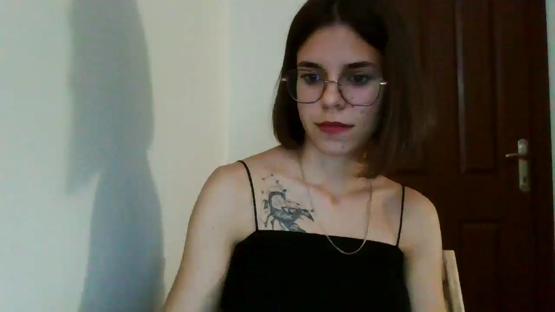 Gallery image thumbnail from EmilyWills's myfreecams stream on, 11/03/2025, 21:27 image 17 of 20
