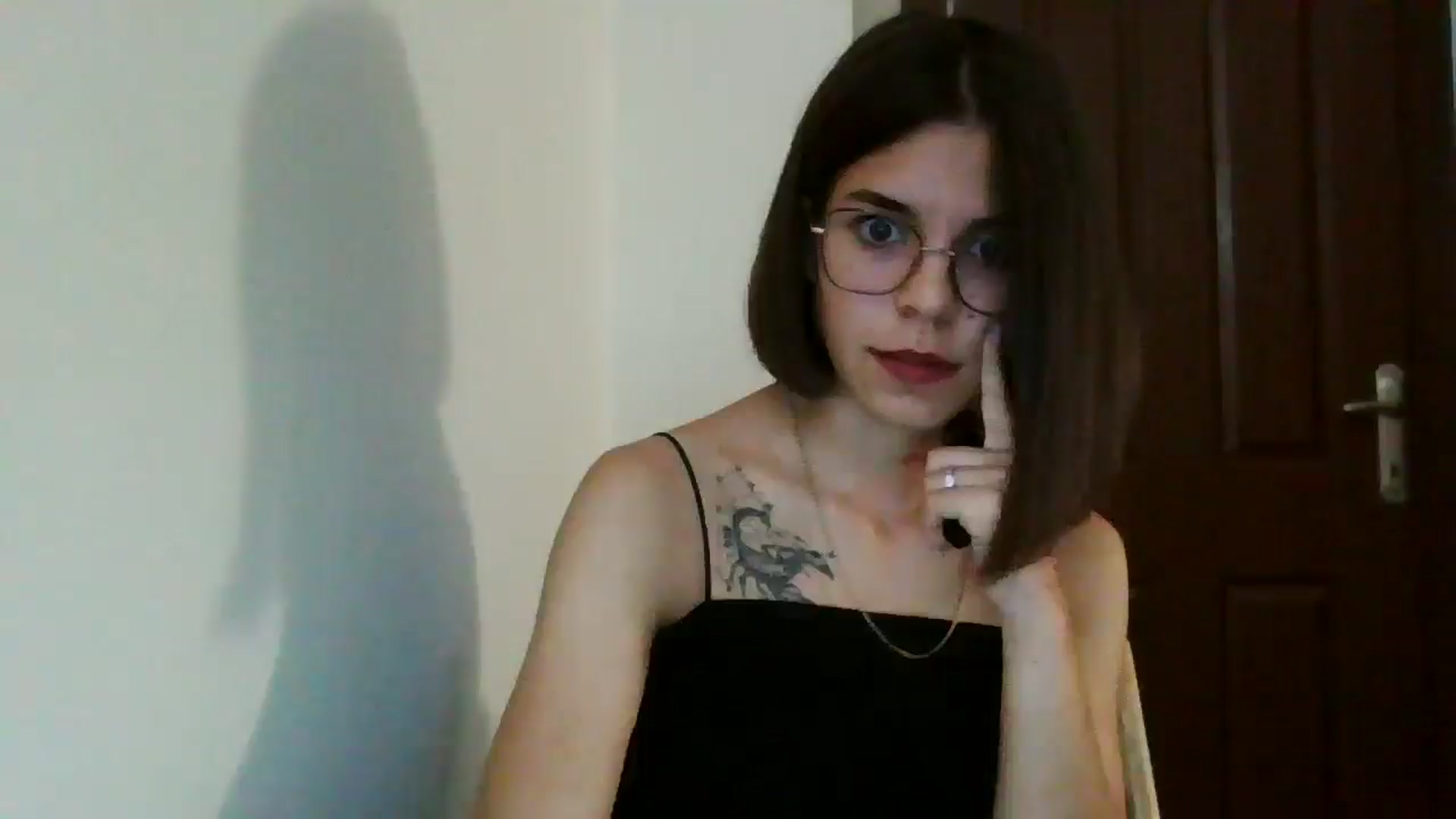Gallery image thumbnail from EmilyWills's myfreecams stream on, 11/03/2025, 21:27 image 11 of 20