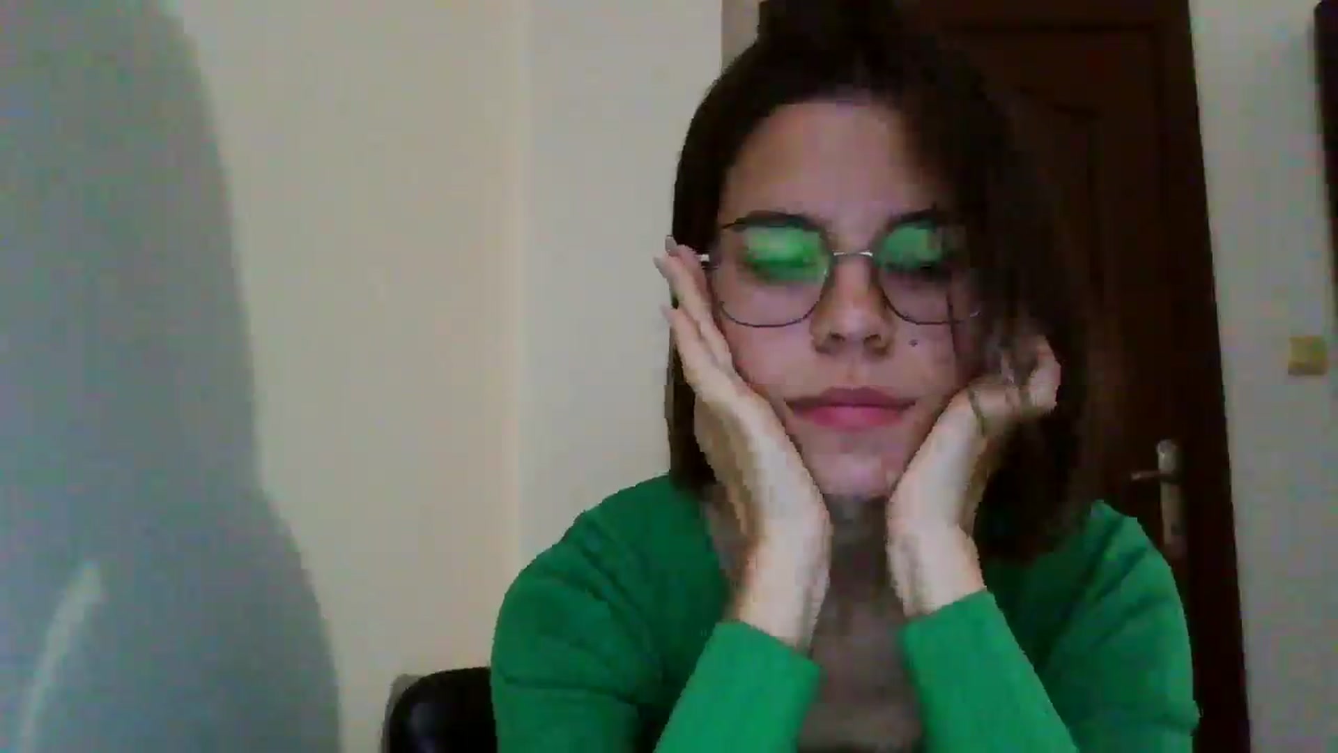 Gallery image thumbnail from EmilyWills's myfreecams stream on, 11/05/2025, 10:38 image 16 of 20