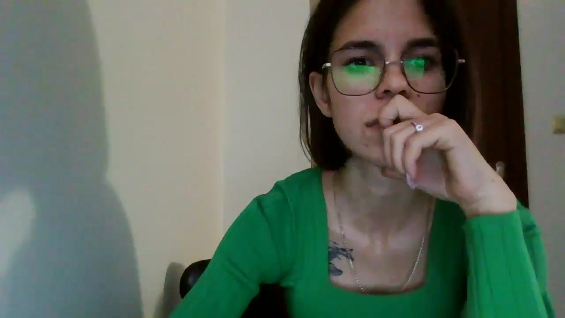 Gallery image thumbnail from EmilyWills's myfreecams stream on, 11/05/2025, 14:38 image 6 of 20