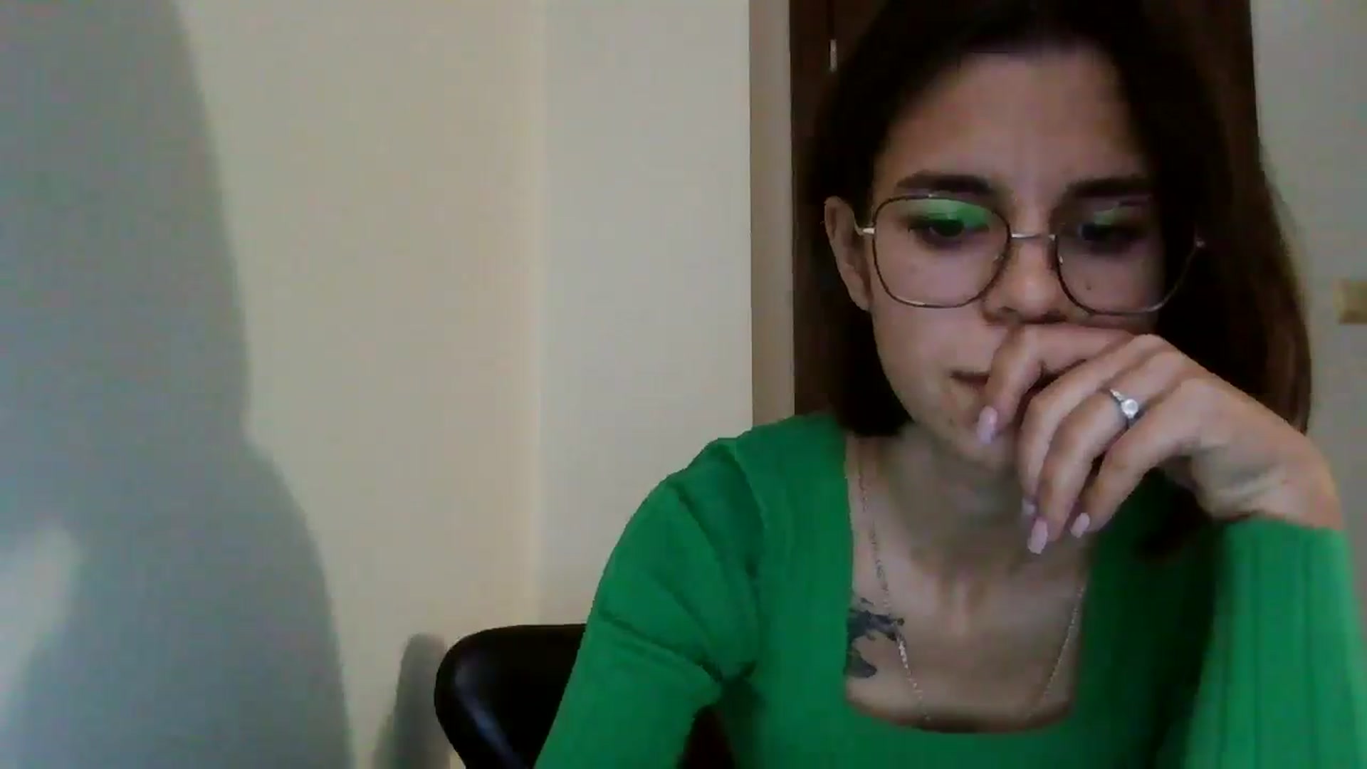 Gallery image thumbnail from EmilyWills's myfreecams stream on, 11/05/2025, 14:38 image 3 of 20