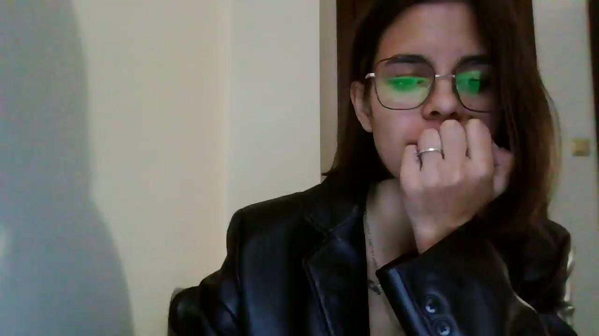 Gallery image thumbnail from EmilyWills's myfreecams stream on, 11/05/2025, 14:38 image 18 of 20