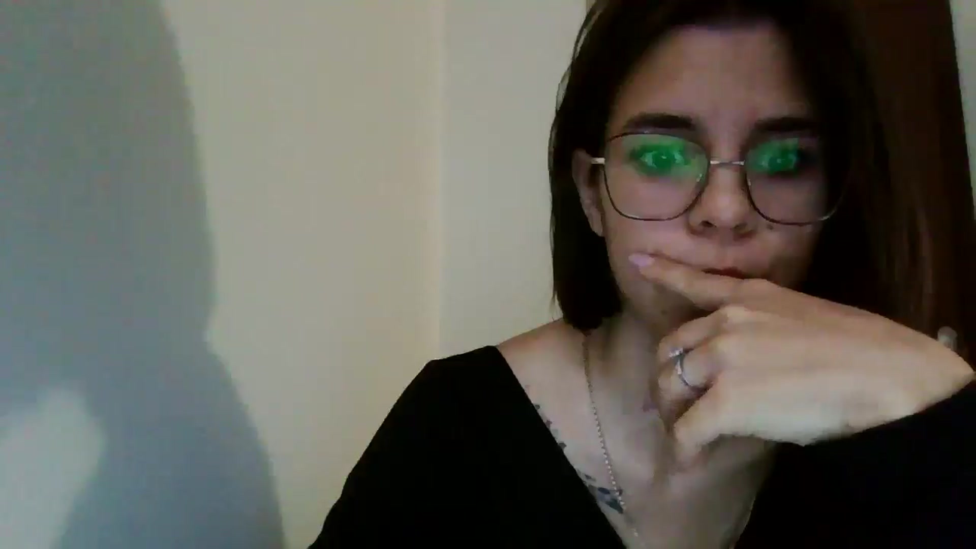 Gallery image thumbnail from EmilyWills's myfreecams stream on, 11/06/2025, 11:23 image 10 of 20