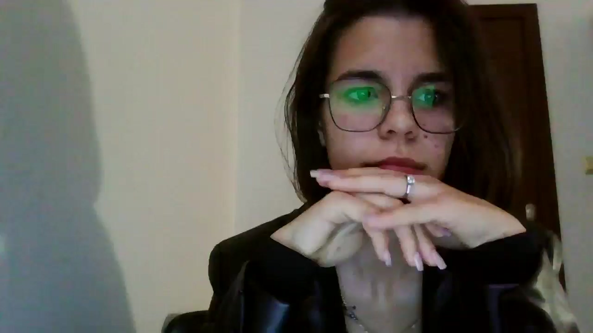 Gallery image thumbnail from EmilyWills's myfreecams stream on, 11/06/2025, 13:06 image 11 of 20