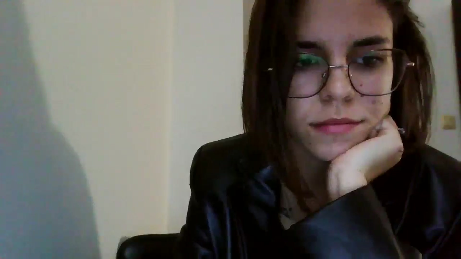 Gallery image thumbnail from EmilyWills's myfreecams stream on, 11/06/2025, 15:02 image 7 of 20