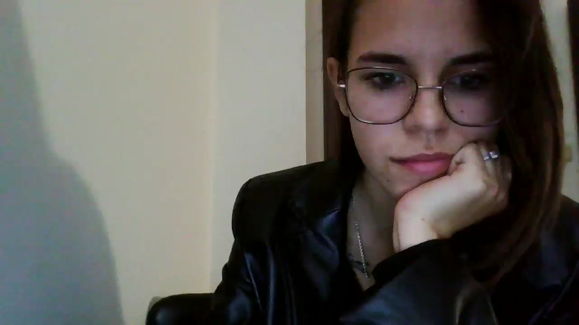 Gallery image thumbnail from EmilyWills's myfreecams stream on, 11/06/2025, 15:02 image 9 of 20