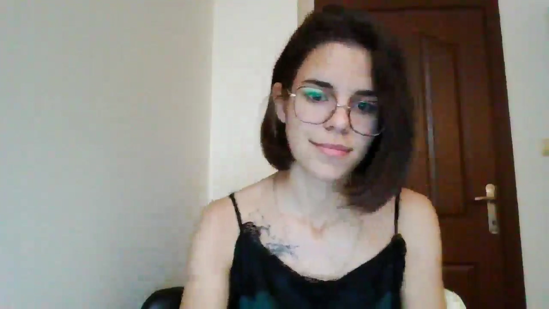 Gallery image thumbnail from EmilyWills's myfreecams stream on, 11/09/2025, 12:49 image 13 of 20