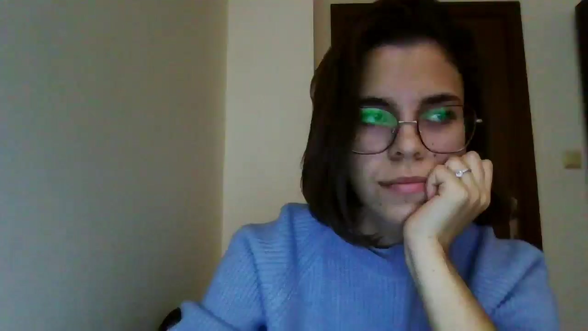 Gallery image thumbnail from EmilyWills's myfreecams stream on, 11/10/2025, 15:00 image 19 of 20