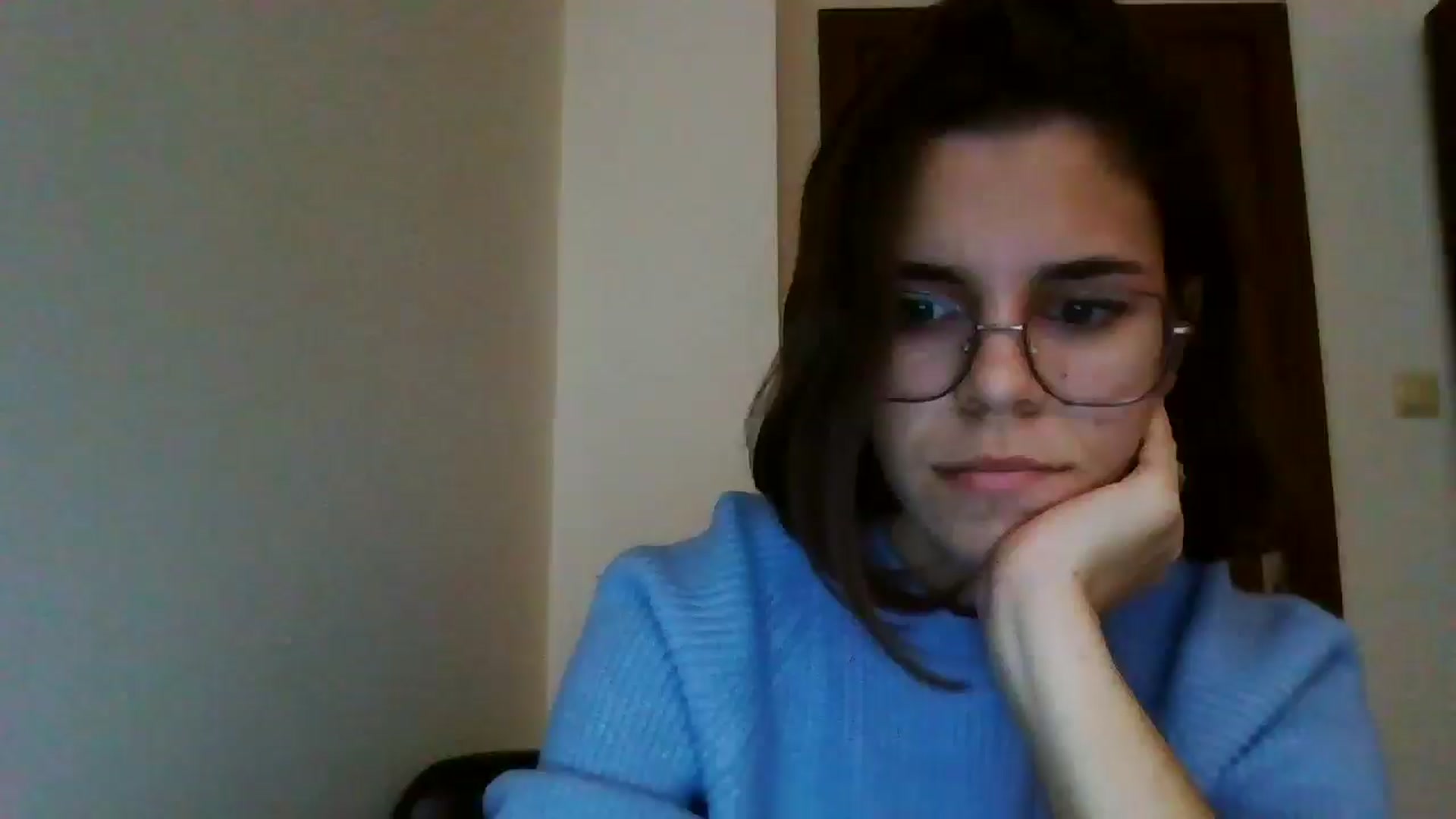 Gallery image thumbnail from EmilyWills's myfreecams stream on, 11/10/2025, 15:00 image 8 of 20