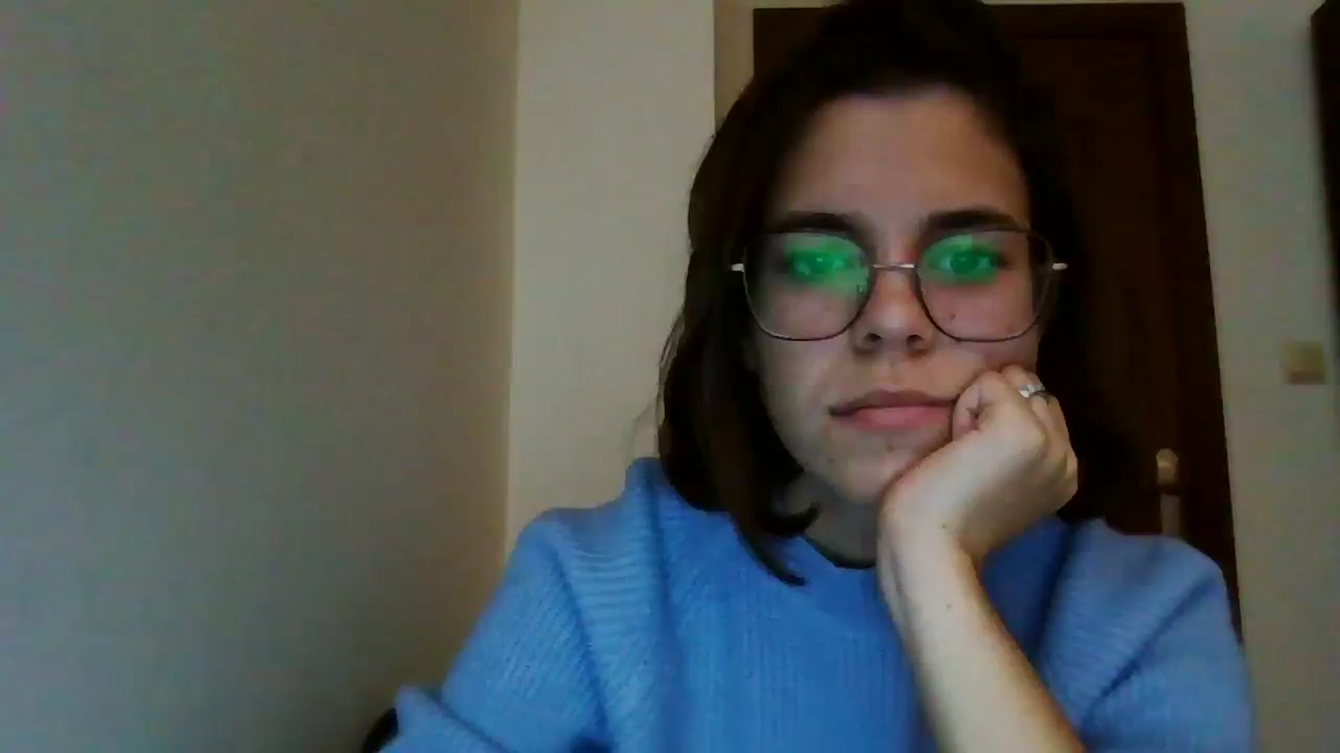 Gallery image thumbnail from EmilyWills's myfreecams stream on, 11/10/2025, 15:00 image 11 of 20