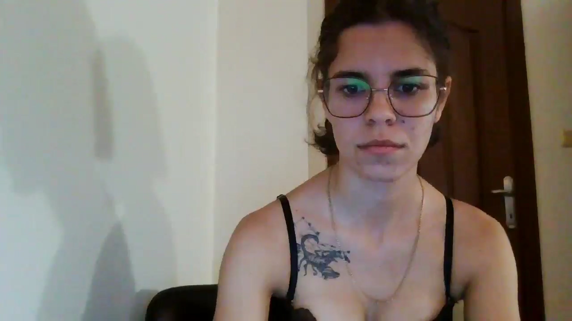 Gallery image thumbnail from EmilyWills's myfreecams stream on, 11/11/2025, 15:00 image 3 of 20