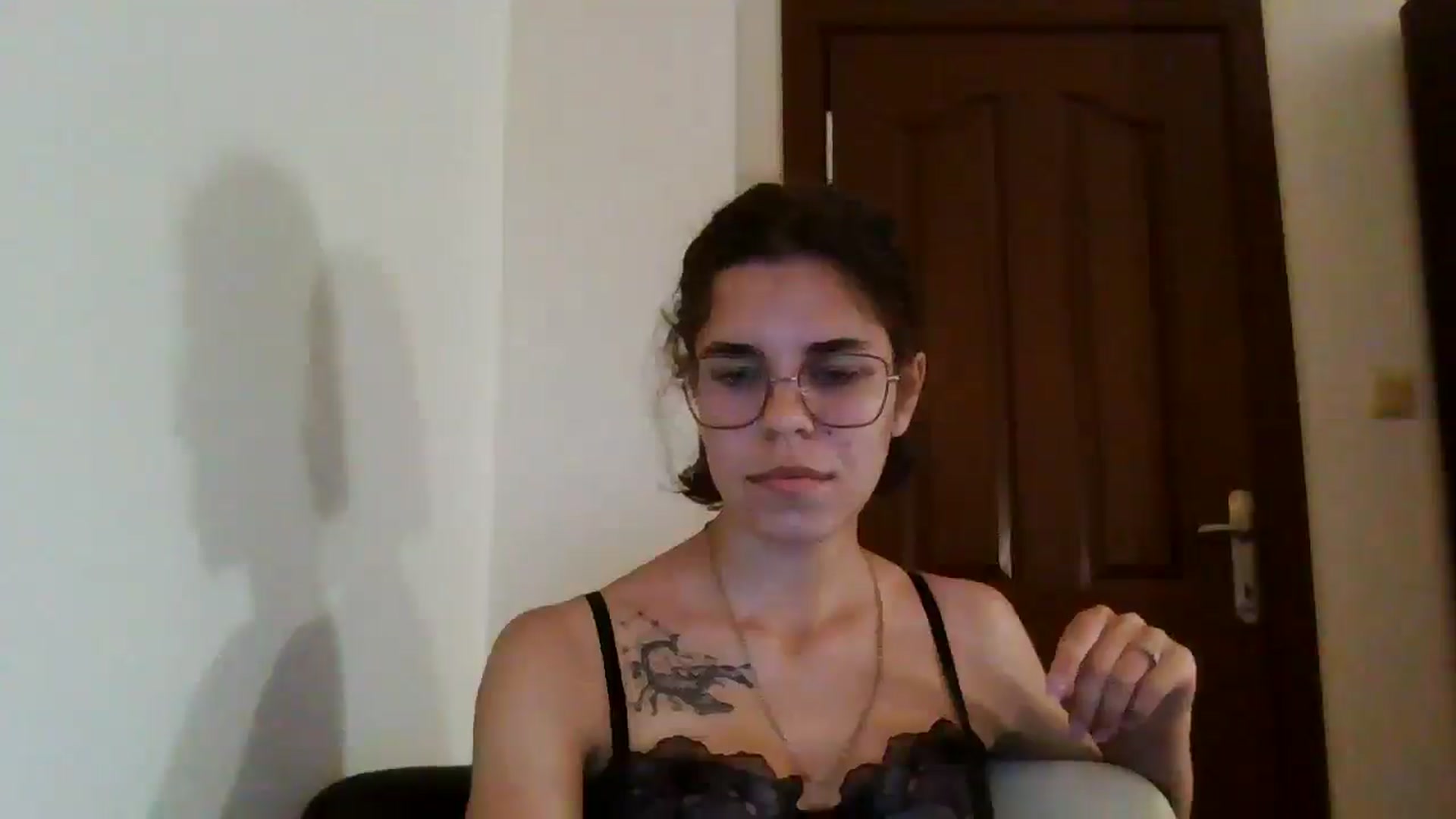 Gallery image thumbnail from EmilyWills's myfreecams stream on, 11/11/2025, 15:00 image 15 of 20