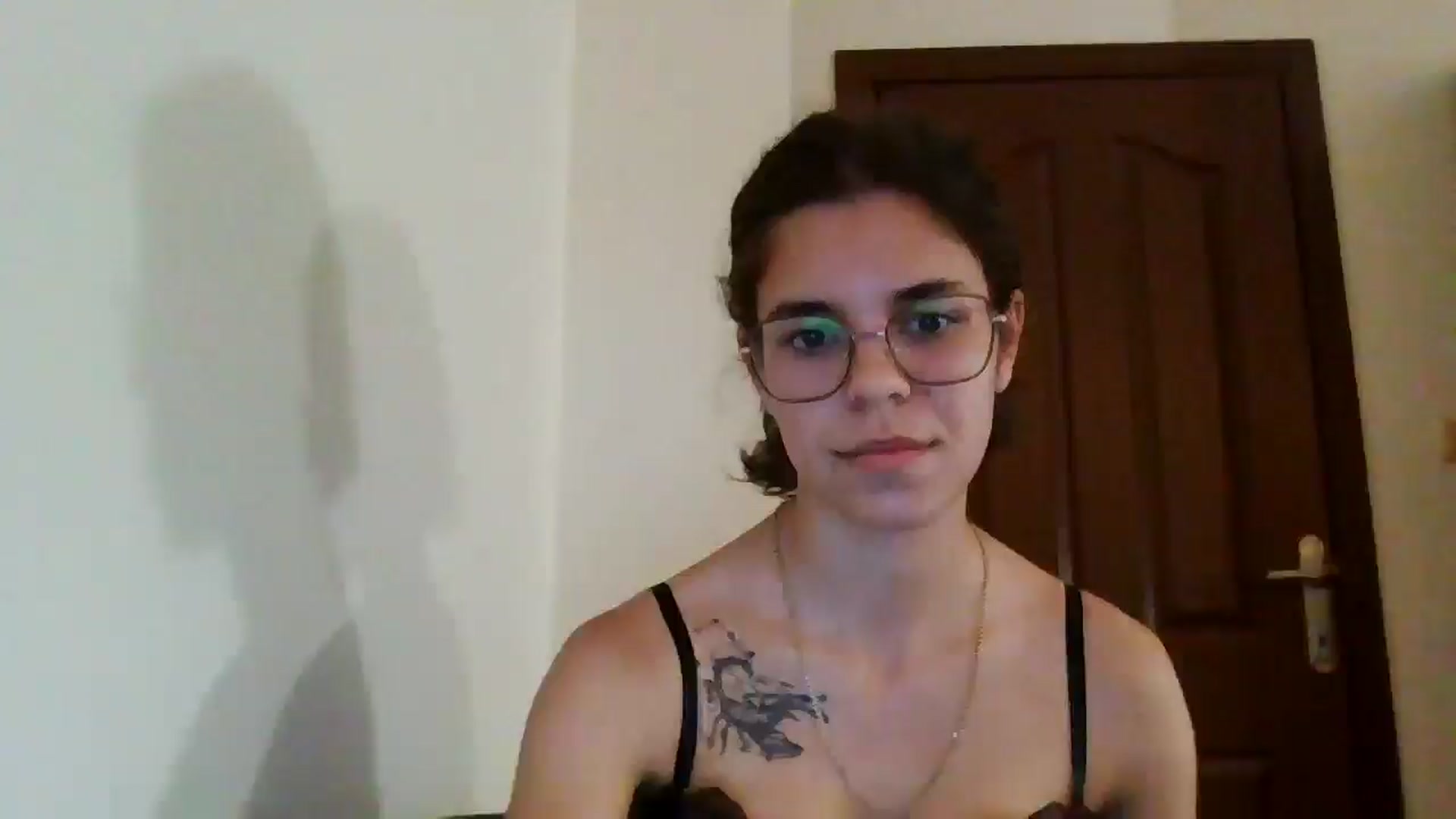 Gallery image thumbnail from EmilyWills's myfreecams stream on, 11/11/2025, 15:38 image 17 of 20