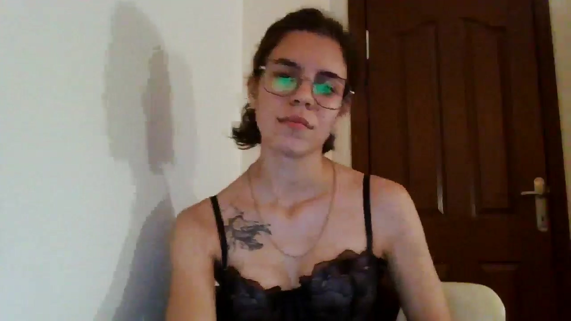 Gallery image thumbnail from EmilyWills's myfreecams stream on, 11/11/2025, 15:38 image 3 of 20
