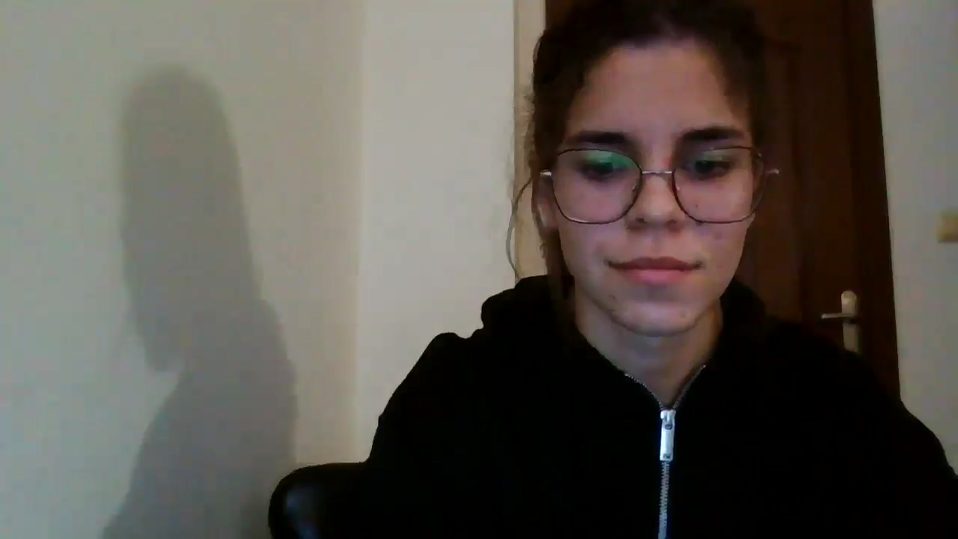 Gallery image thumbnail from EmilyWills's myfreecams stream on, 11/11/2025, 18:01 image 16 of 20