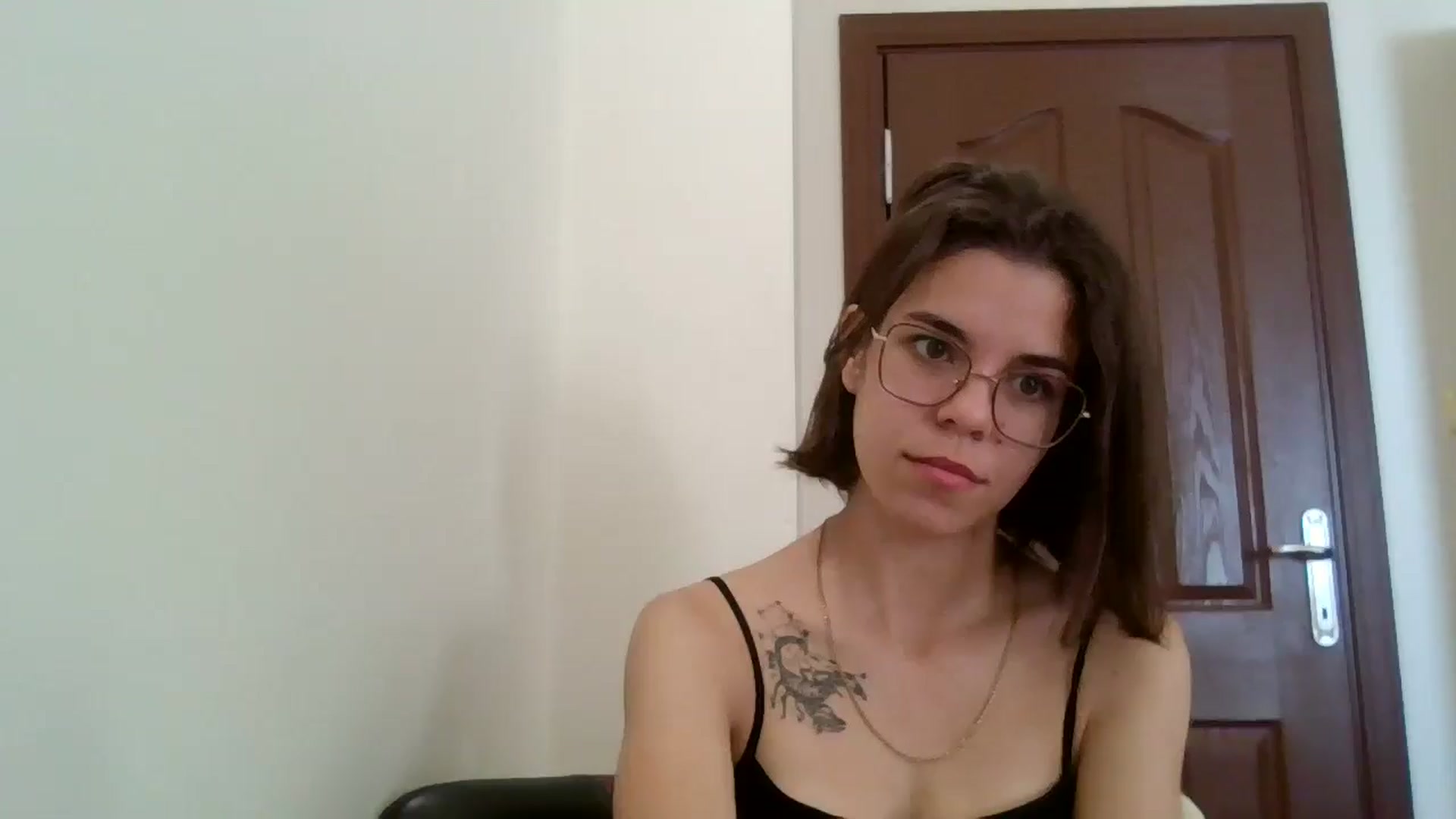 Gallery image thumbnail from EmilyWills's myfreecams stream on, 11/13/2025, 12:29 image 1 of 20