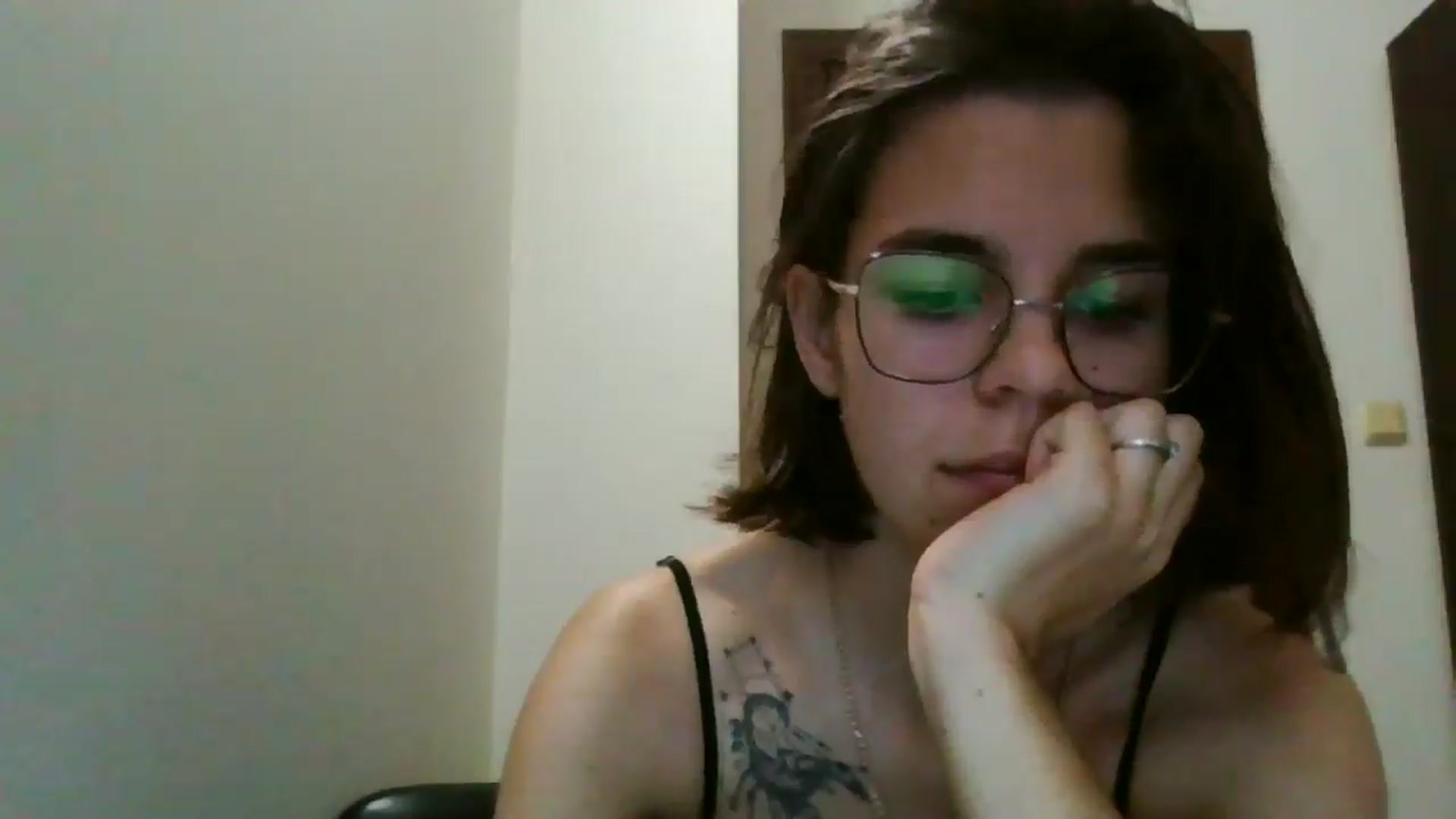 Gallery image thumbnail from EmilyWills's myfreecams stream on, 11/13/2025, 13:27 image 12 of 20