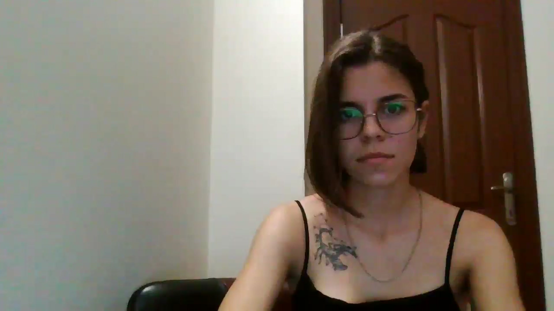 Gallery image thumbnail from EmilyWills's myfreecams stream on, 11/13/2025, 15:36 image 13 of 20