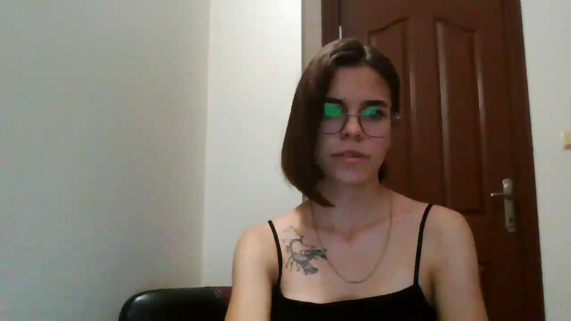 Gallery image thumbnail from EmilyWills's myfreecams stream on, 11/13/2025, 15:36 image 5 of 20