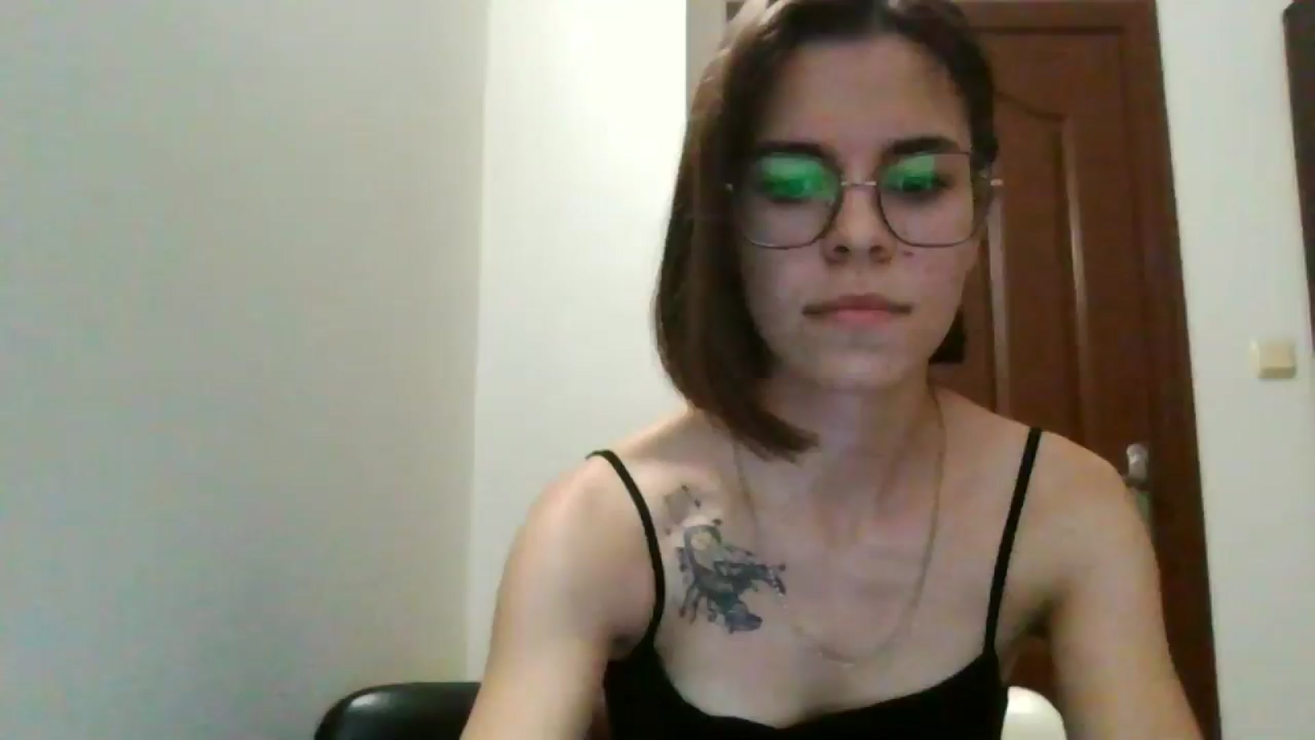 Gallery image thumbnail from EmilyWills's myfreecams stream on, 11/13/2025, 15:36 image 1 of 20