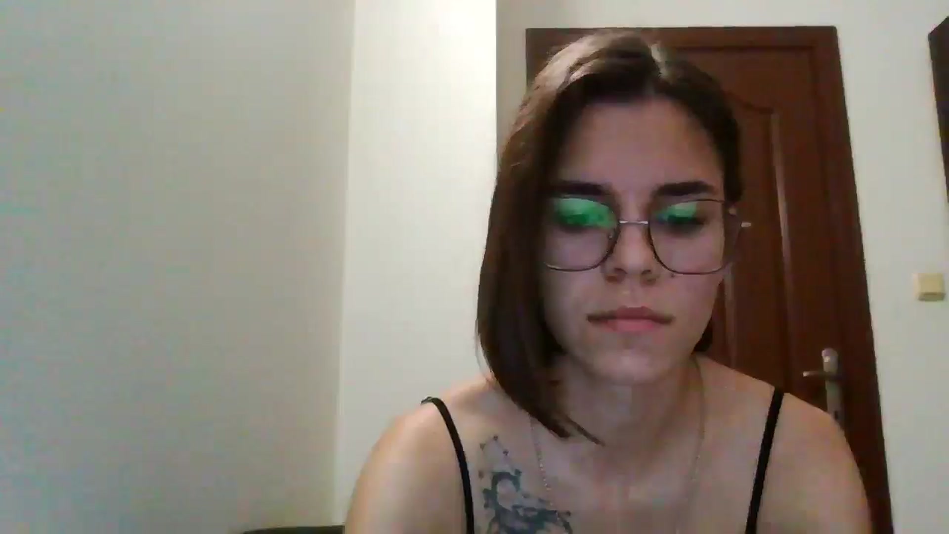 Gallery image thumbnail from EmilyWills's myfreecams stream on, 11/13/2025, 15:36 image 16 of 20