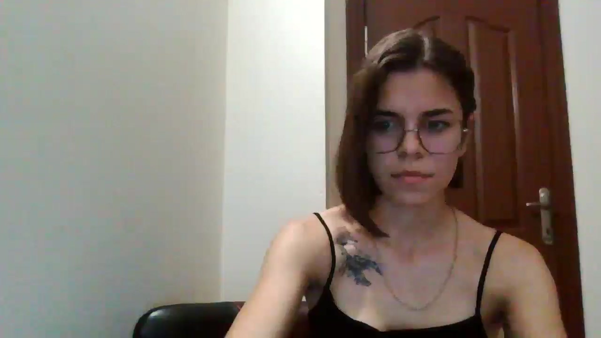 Gallery image thumbnail from EmilyWills's myfreecams stream on, 11/13/2025, 15:36 image 4 of 20