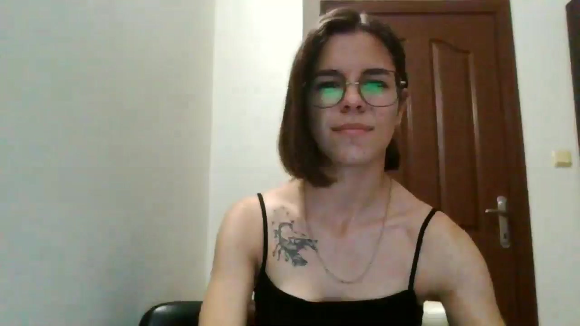 Gallery image thumbnail from EmilyWills's myfreecams stream on, 11/13/2025, 15:36 image 2 of 20