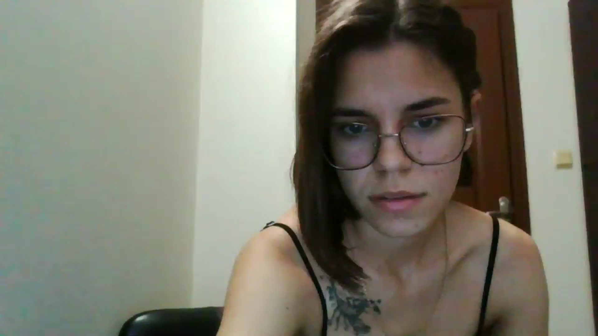 Gallery image thumbnail from EmilyWills's myfreecams stream on, 11/13/2025, 16:02 image 3 of 20