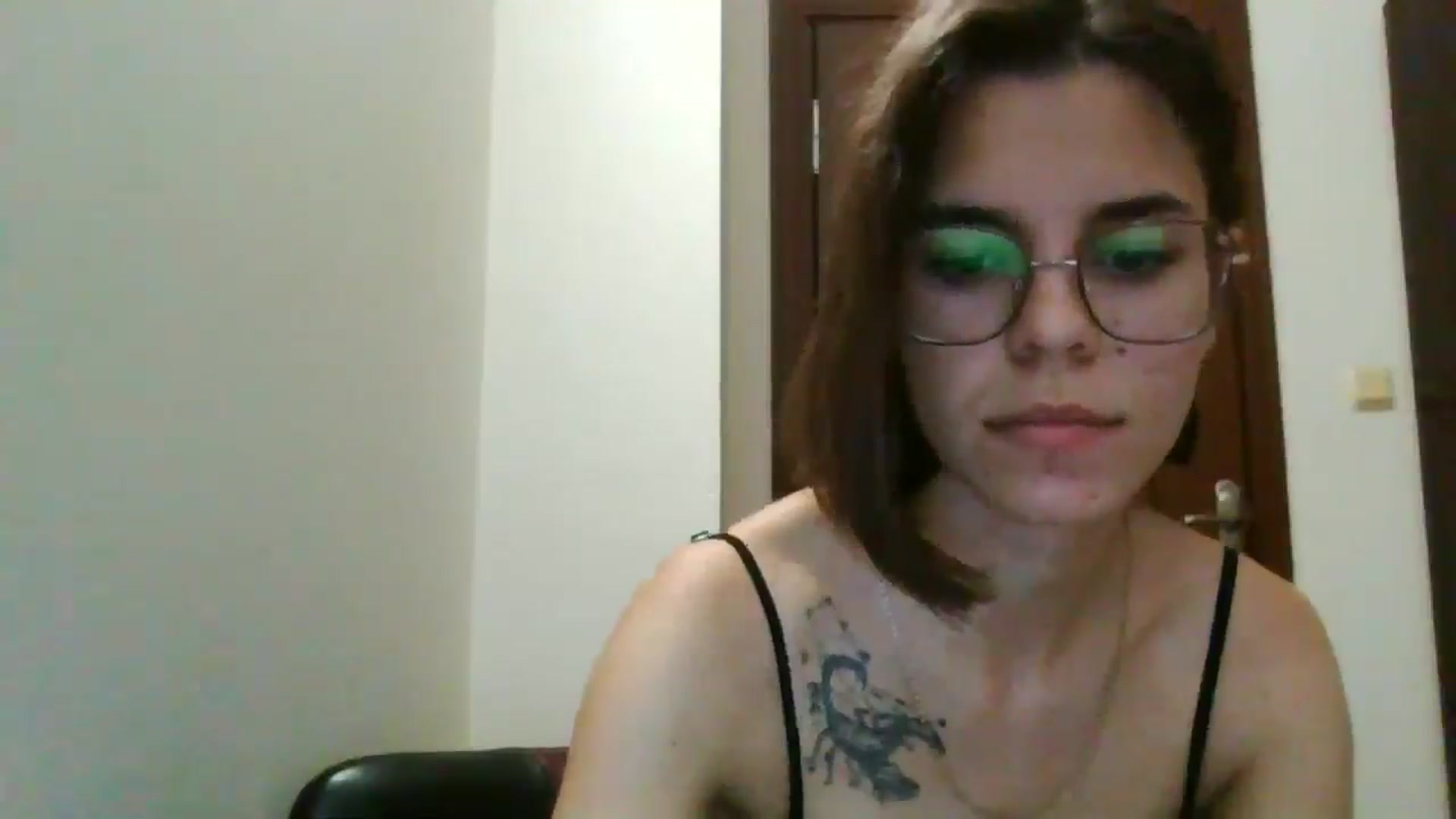 Gallery image thumbnail from EmilyWills's myfreecams stream on, 11/13/2025, 16:02 image 10 of 20