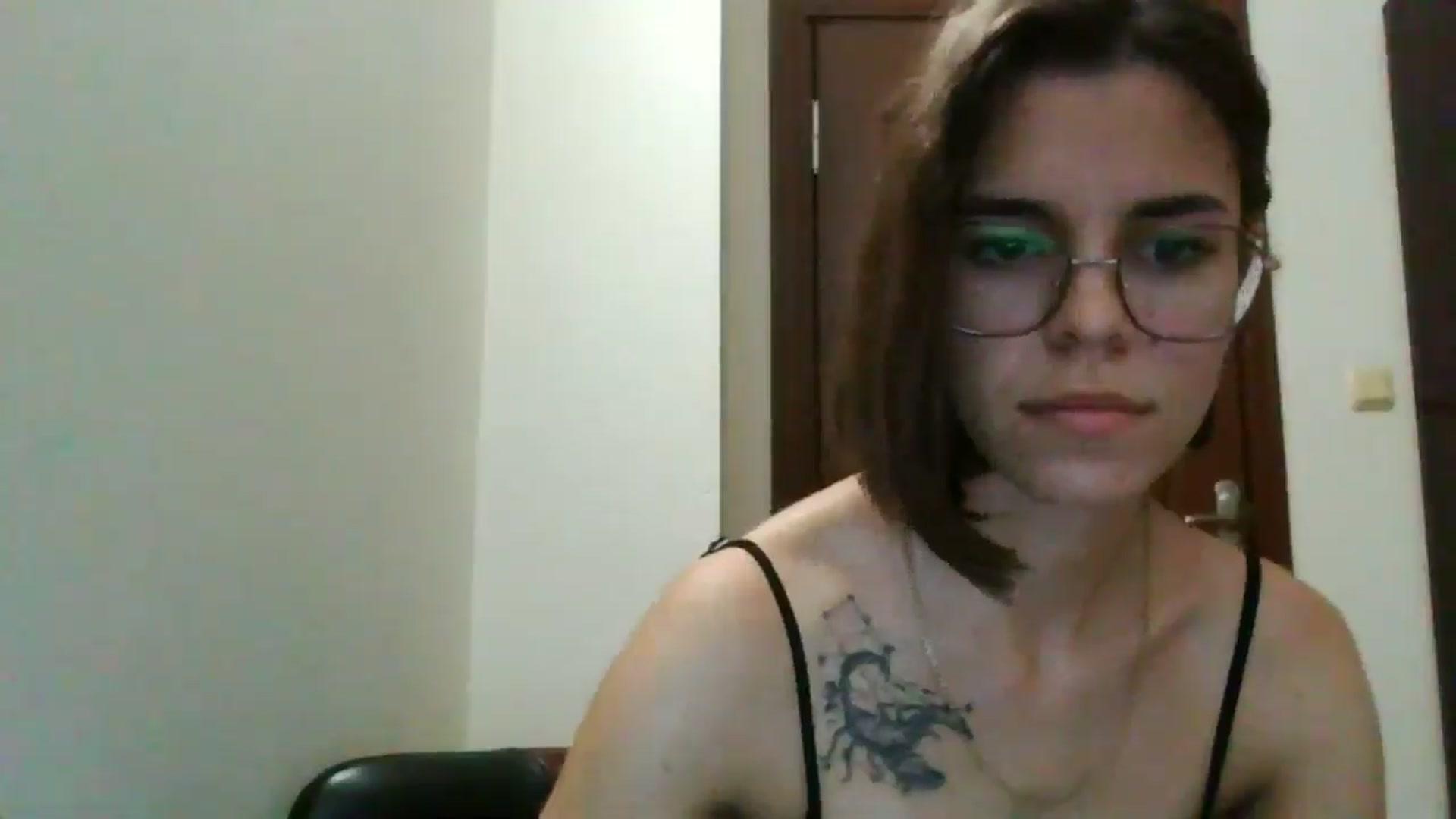 Gallery image thumbnail from EmilyWills's myfreecams stream on, 11/13/2025, 16:02 image 2 of 20