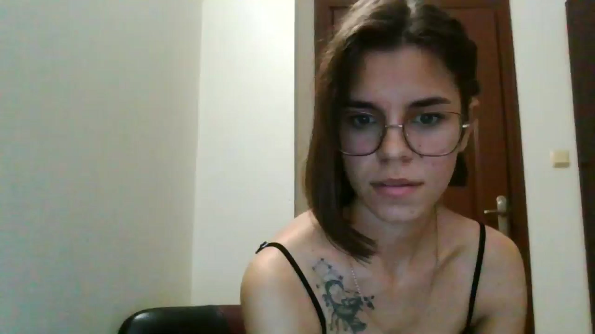 Gallery image thumbnail from EmilyWills's myfreecams stream on, 11/13/2025, 16:02 image 12 of 20