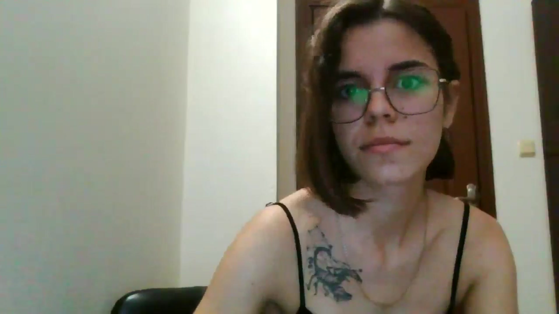 Gallery image thumbnail from EmilyWills's myfreecams stream on, 11/13/2025, 16:02 image 9 of 20