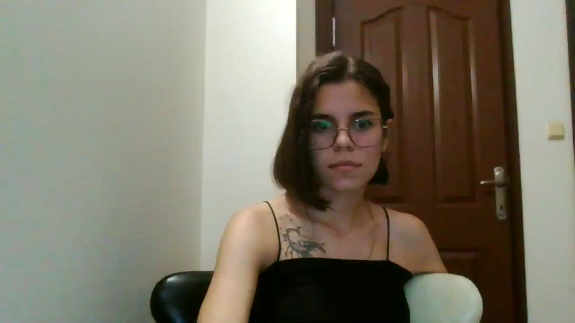 Gallery image thumbnail from EmilyWills's myfreecams stream on, 11/13/2025, 16:29 image 16 of 20