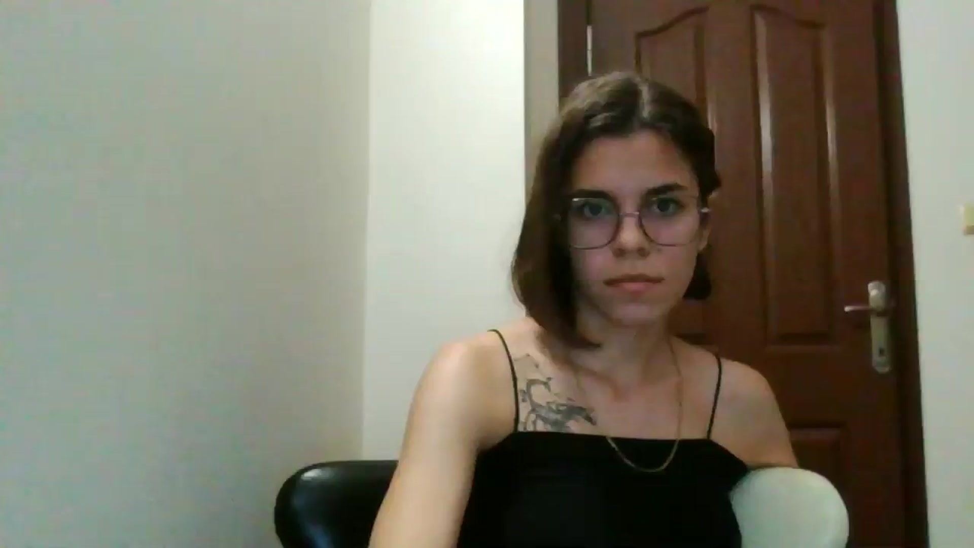 Gallery image thumbnail from EmilyWills's myfreecams stream on, 11/13/2025, 16:29 image 1 of 20