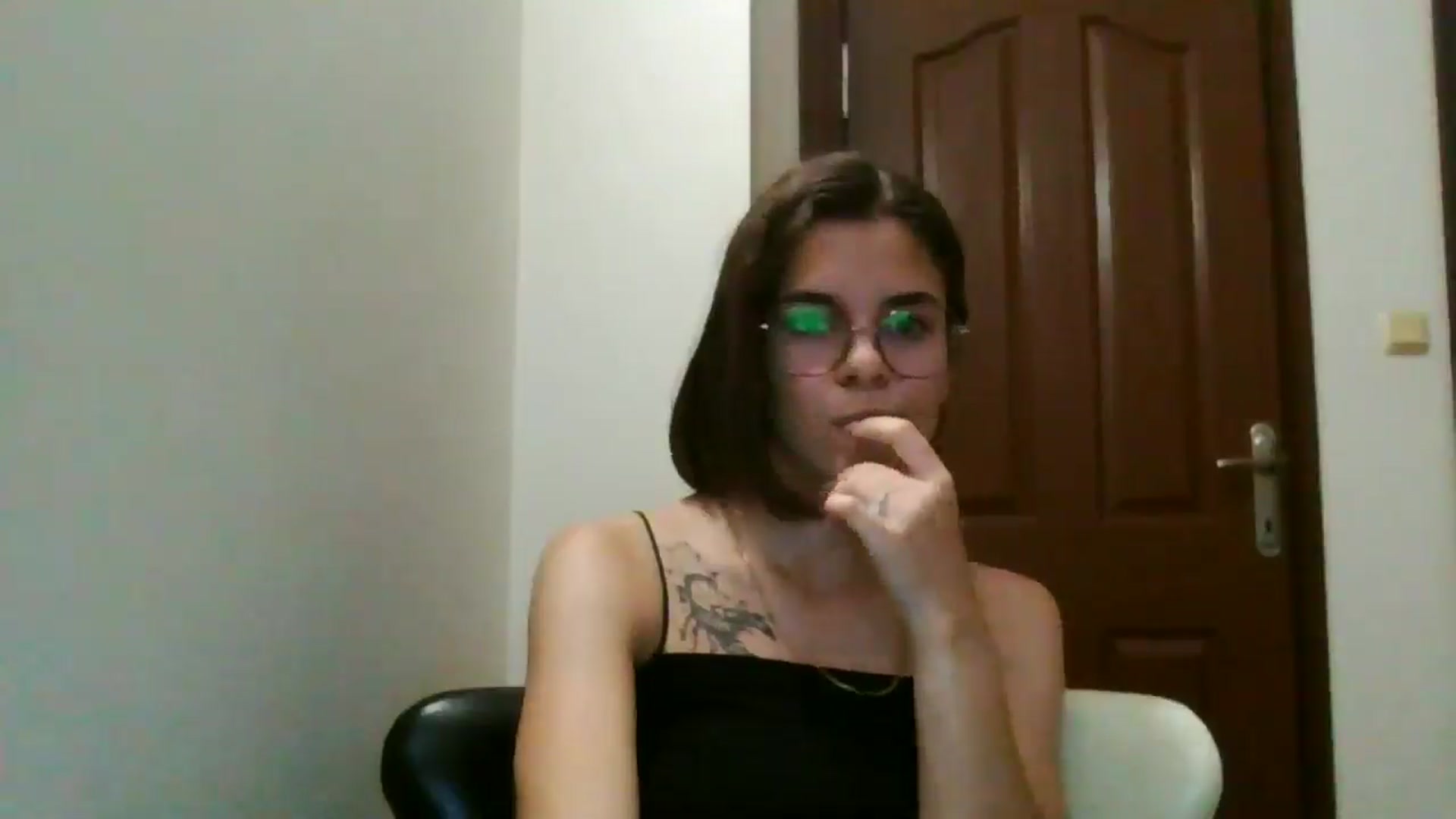 Gallery image thumbnail from EmilyWills's myfreecams stream on, 11/13/2025, 16:29 image 5 of 20