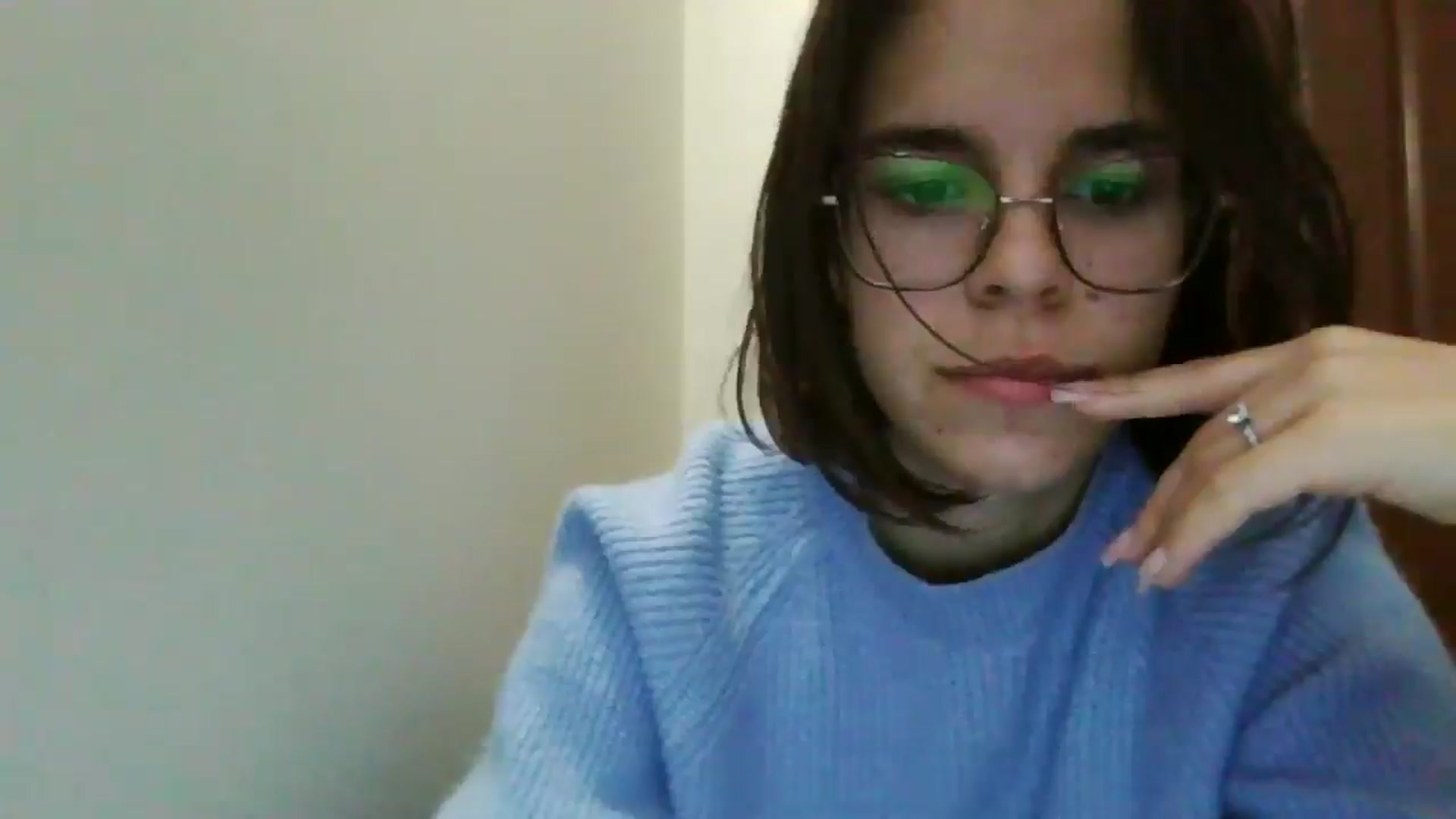Gallery image thumbnail from EmilyWills's myfreecams stream on, 11/14/2025, 21:08 image 14 of 20