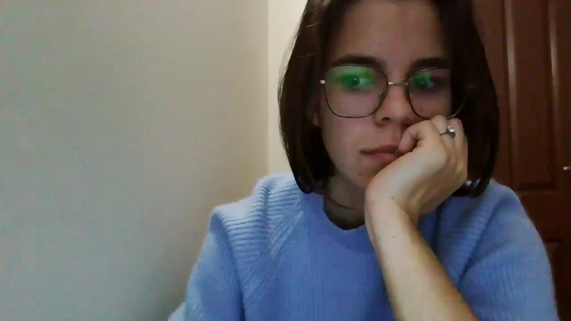 Gallery image thumbnail from EmilyWills's myfreecams stream on, 11/14/2025, 21:20 image 2 of 20