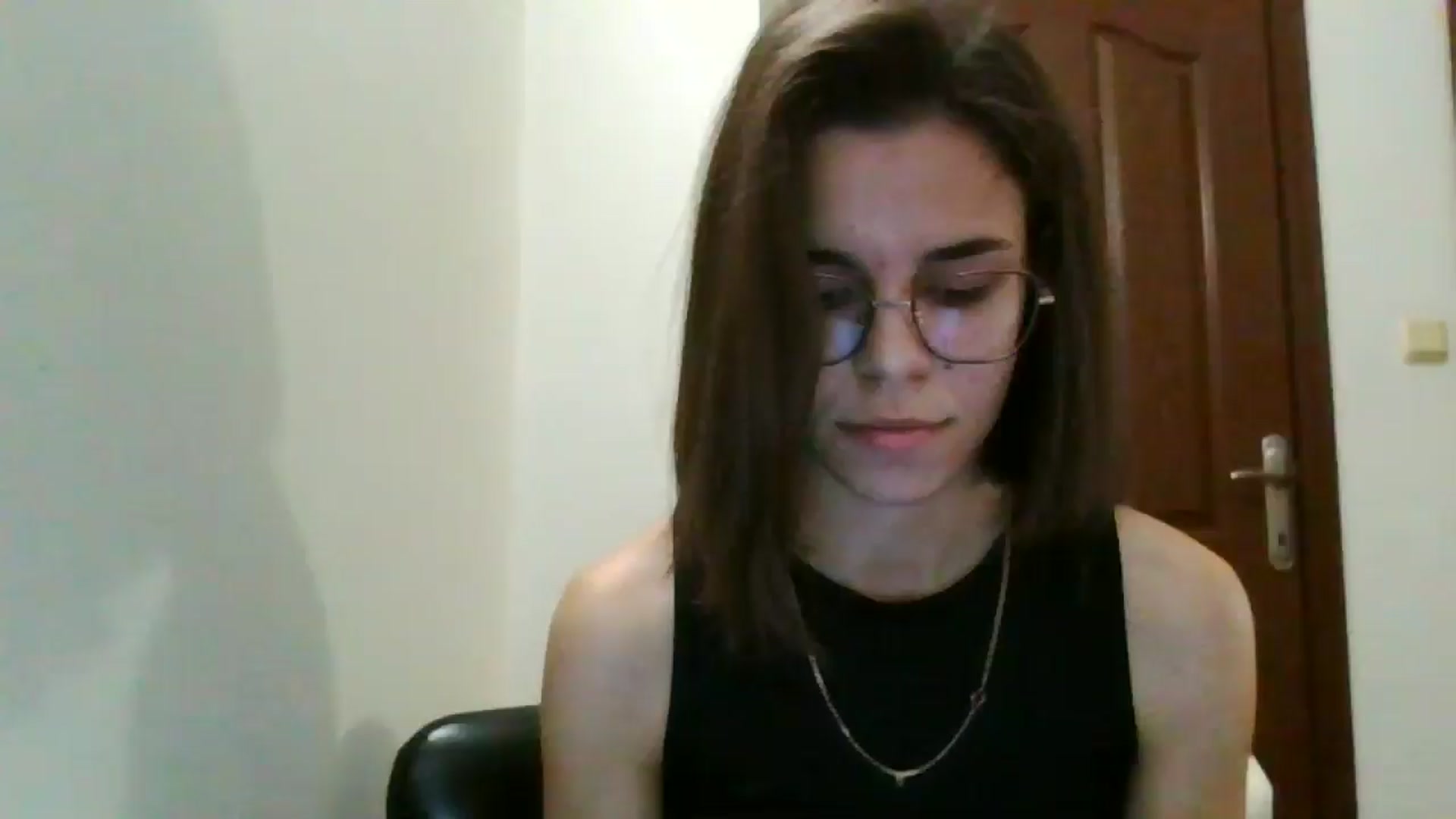 Gallery image thumbnail from EmilyWills's myfreecams stream on, 11/16/2025, 19:51 image 15 of 20