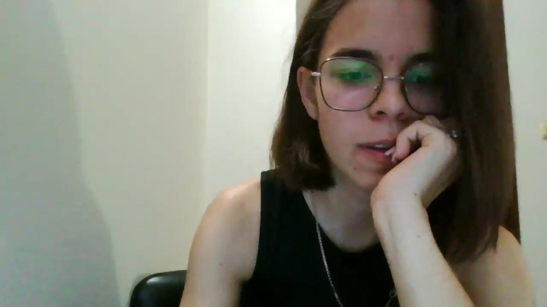 Gallery image thumbnail from EmilyWills's myfreecams stream on, 11/16/2025, 20:26 image 16 of 20